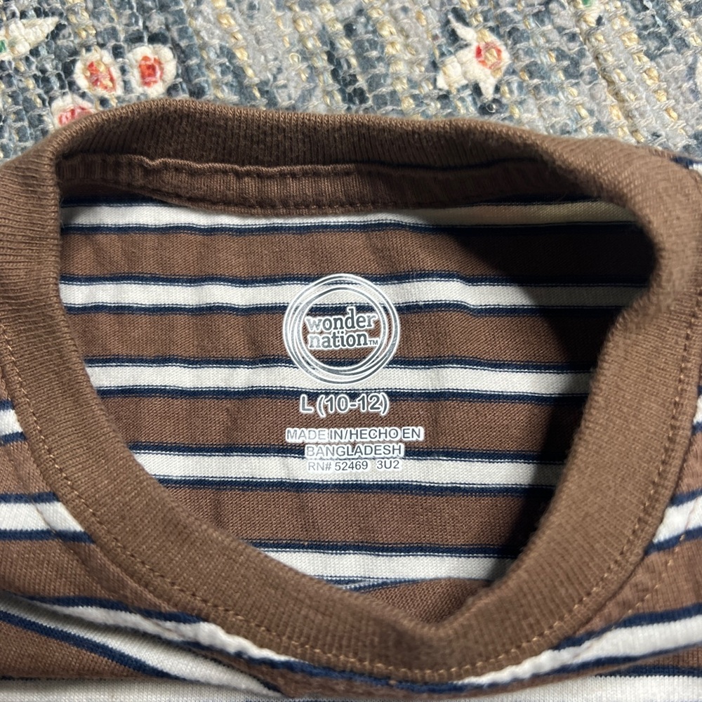 Striped Brown and White T-Shirt Wonder Nation - Picture 2 of 4